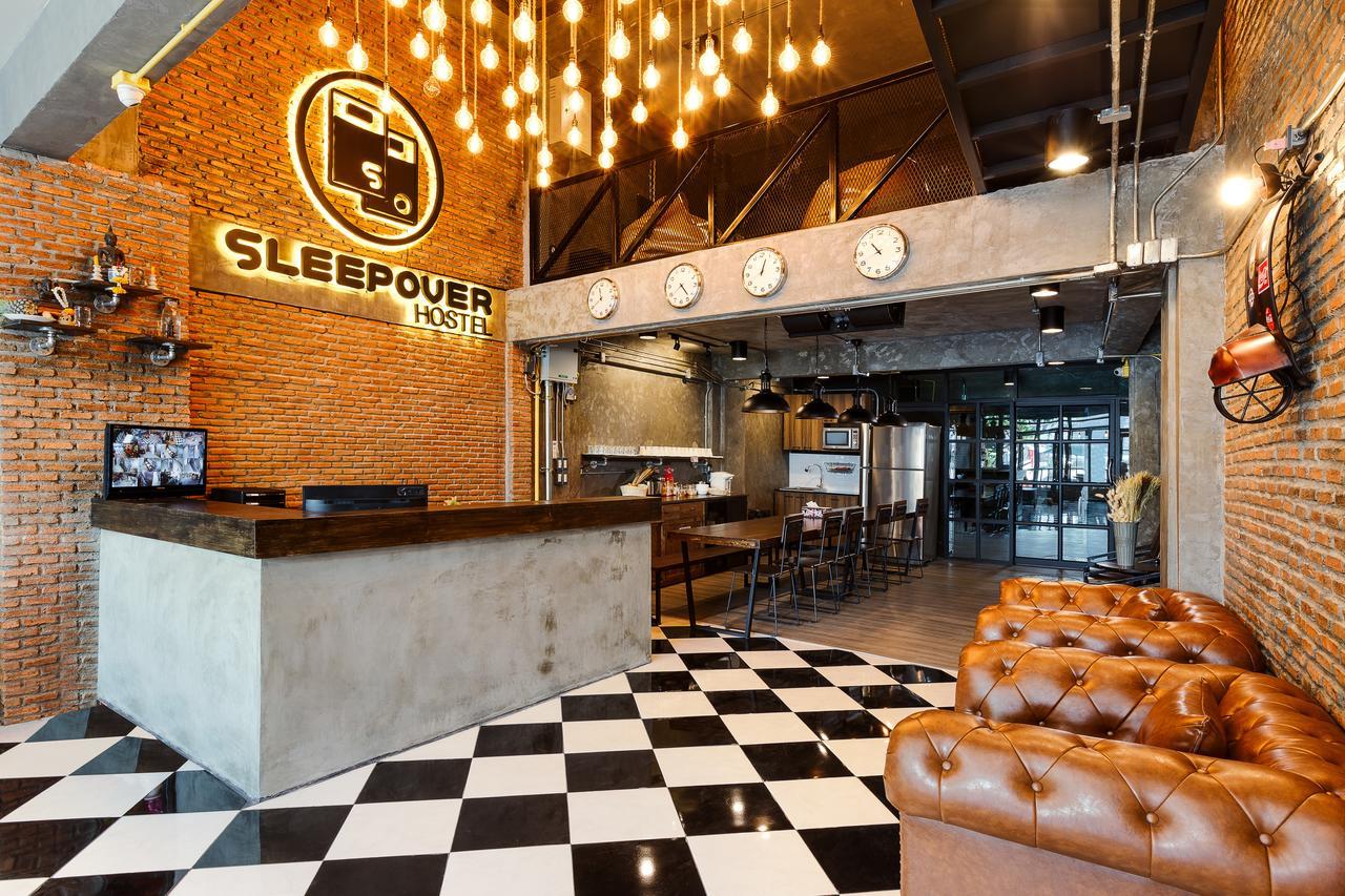 Sleepover Hostel Ban Bang Khwang エクステリア 写真