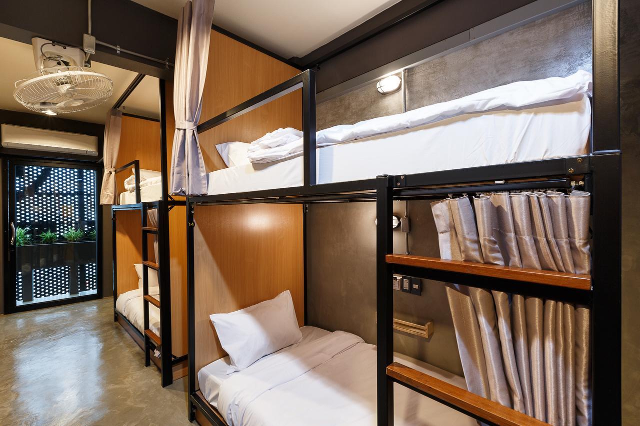 Sleepover Hostel Ban Bang Khwang エクステリア 写真